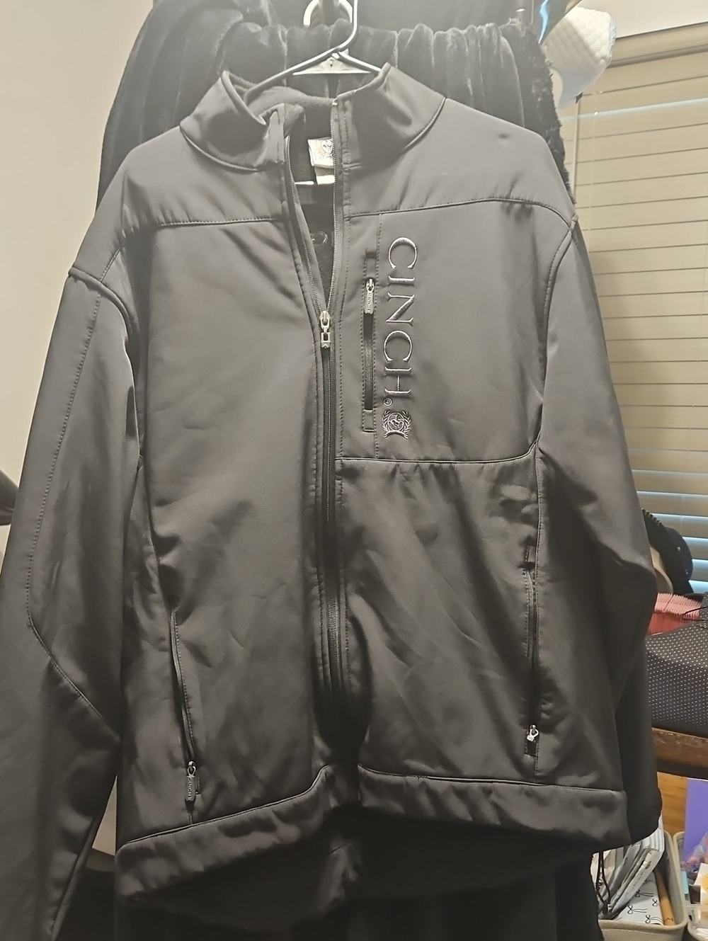 Cinch Menās Black Performance Softshell Jacket